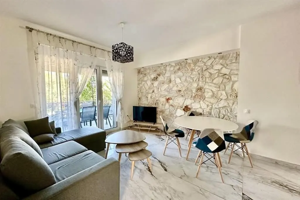 2 Bedrooms Apartment By The Sea Hanioti